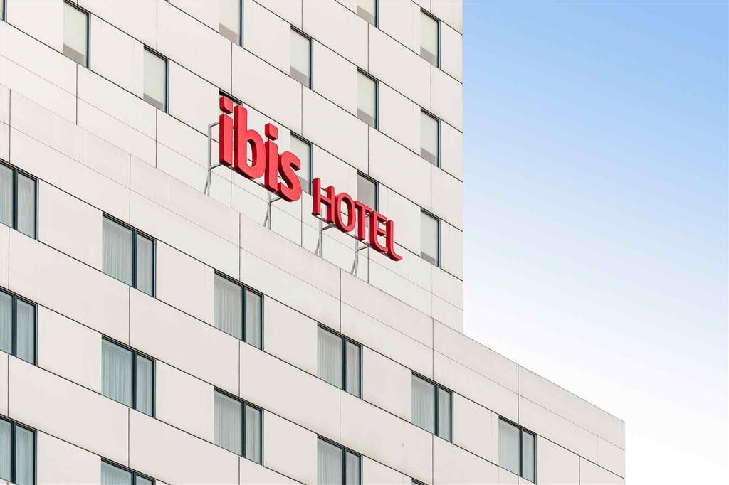 Ibis Bern Expo Hotel Buitenkant foto